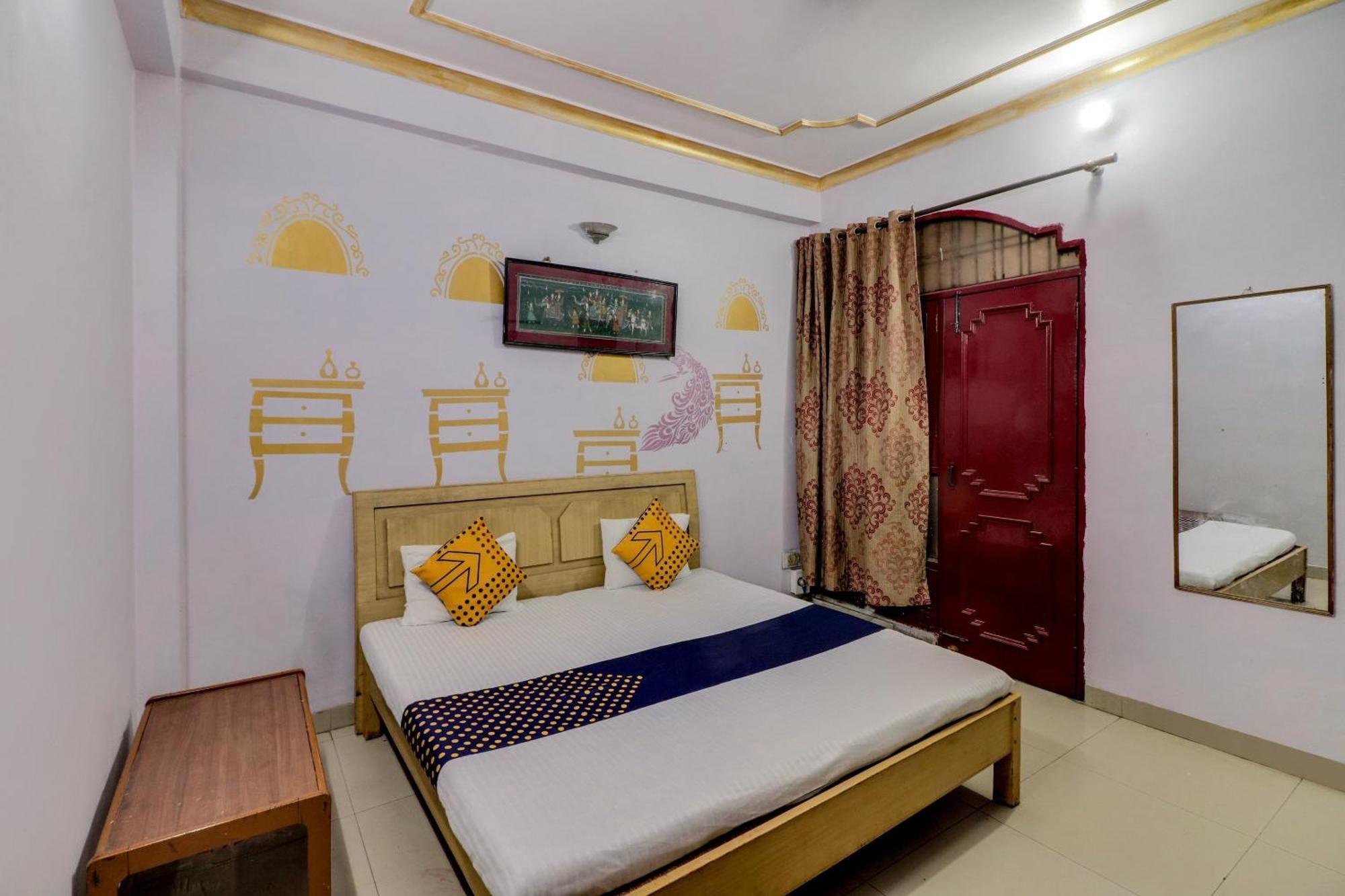 J C Guest House Hasanganj Bagian luar foto